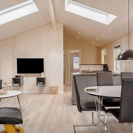 Sj215-bjert-binderup-strandpark-6 * Abjerg