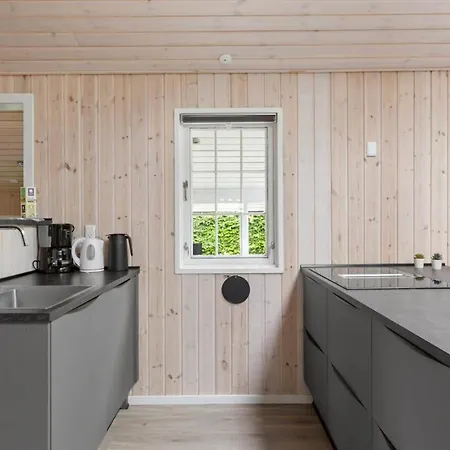 Sj215-bjert-binderup-strandpark-6 *