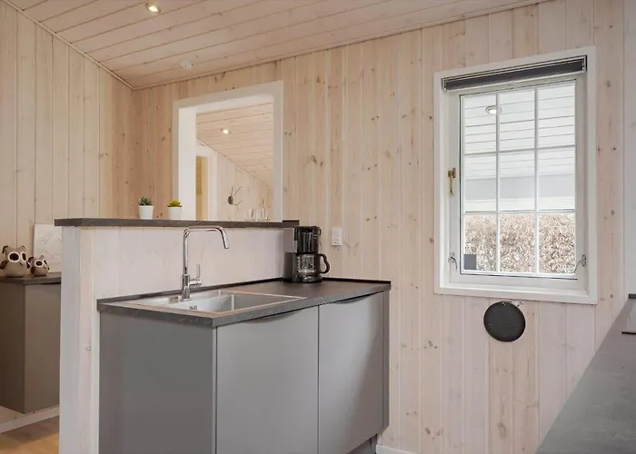 Sj215-bjert-binderup-strandpark-6 * Abjerg